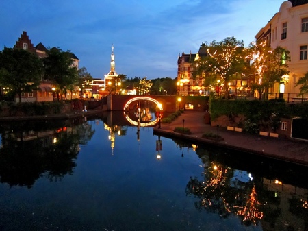 ハウステンボス_トールン橋からの夜景